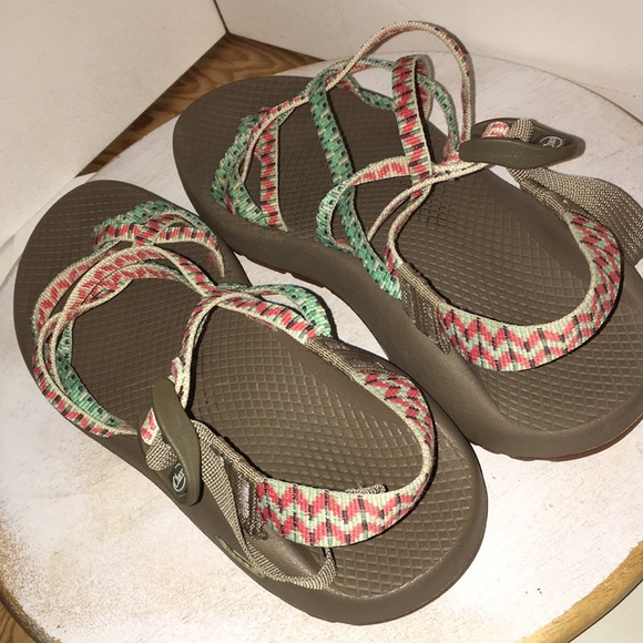Chaco womens ZX/2 walker sandal size 9.  Aztec coral/green on cream - Picture 6 of 10